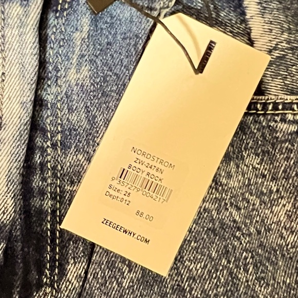 ZeeGee (ZGY) Shorts - Picture 3 of 4